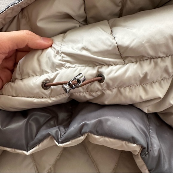 S⭕️LD. Moncler Reversible Down Jacket - Picture 16 of 16